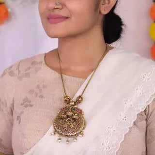 LEKSHMI ANTIQUE CHAIN PENDANT NAYAGOLD MERAGOLD