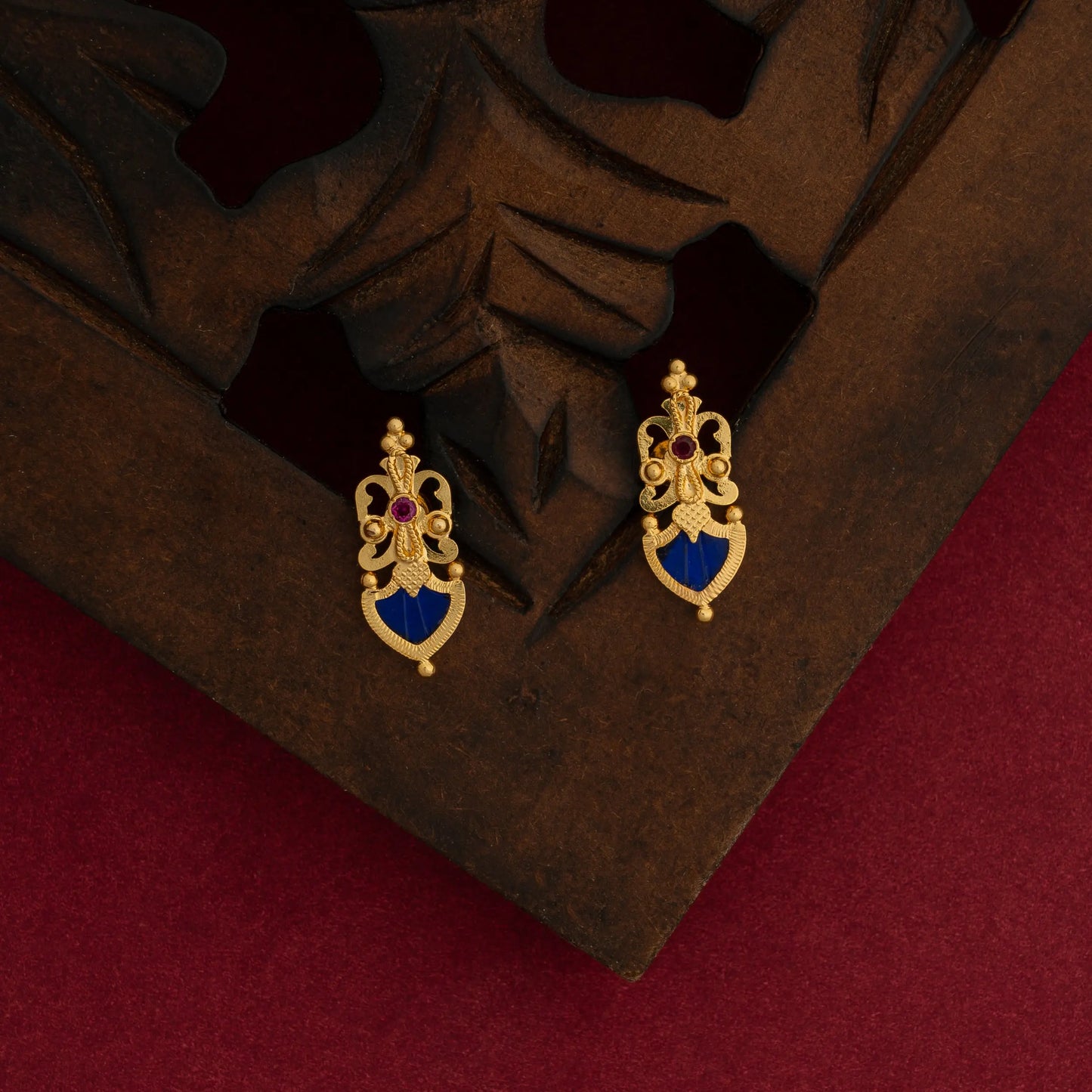 gold plated ear studs