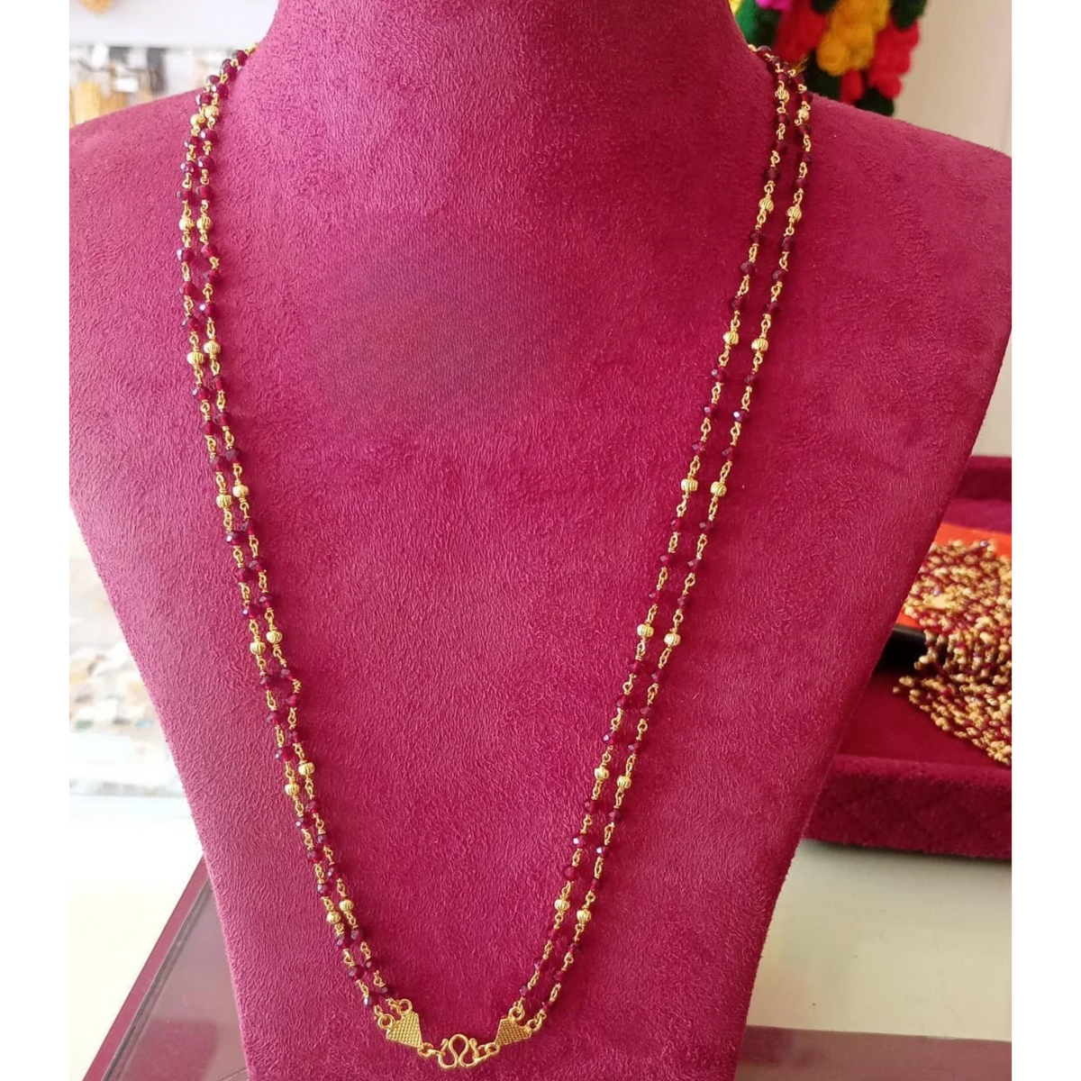 DOUBLE LAYER MAROON CHAIN