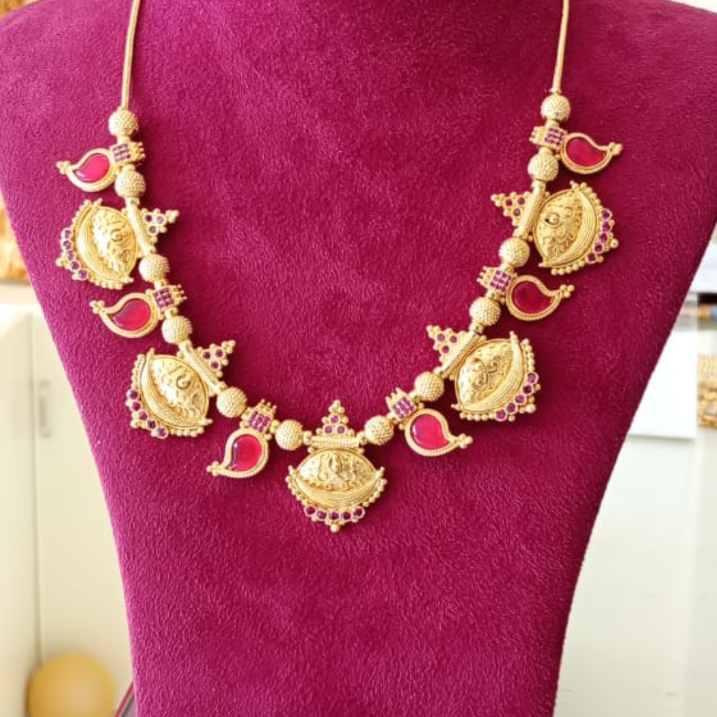 GOLD PLATED DYE MANGO NECKLACE