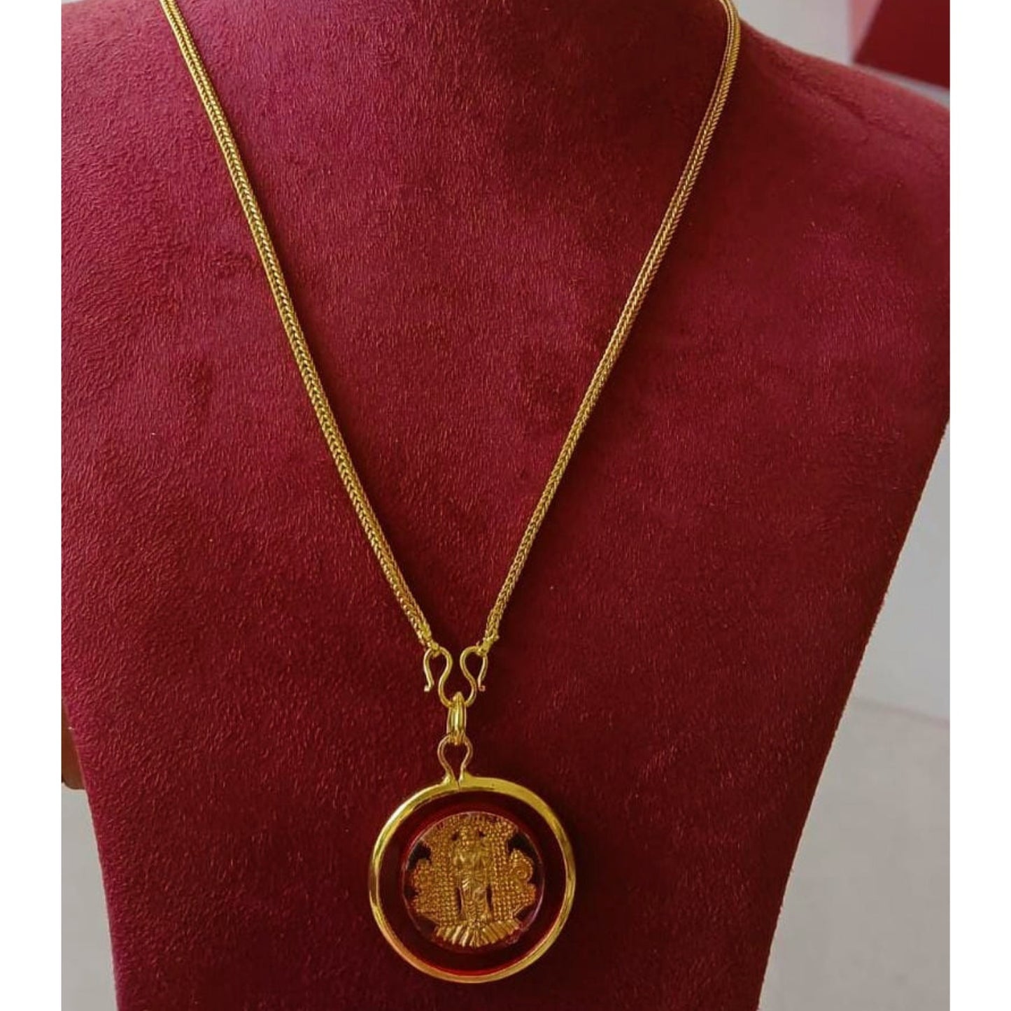 KERALA MODEL GURUVAYURAPPAN LOCKET