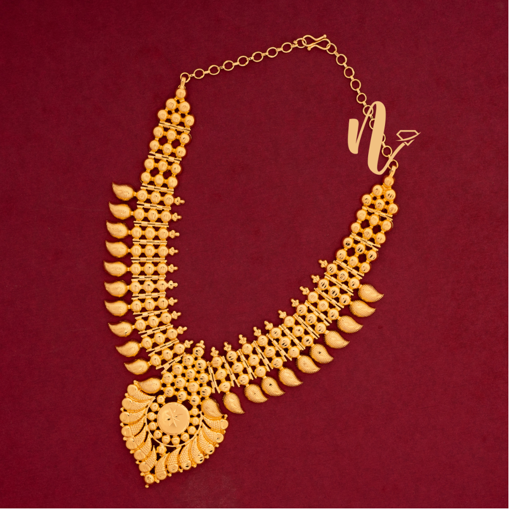 GOLD PLATED NECKLACE