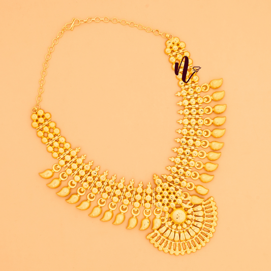 GOLD PLATED NECKLACE