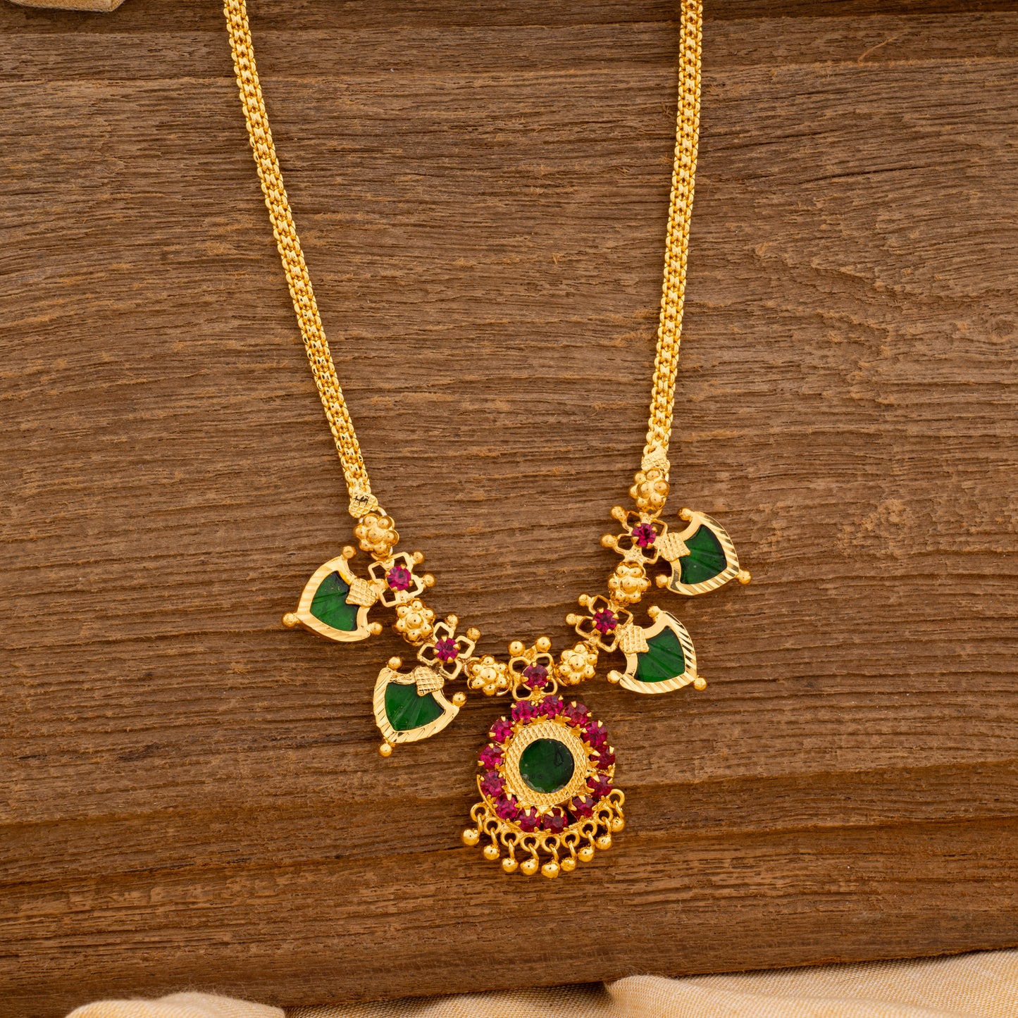 KERALA TRADITIONAL GREEN COLOUR GOLD PLATED PALAKKAMALA JEWELLERY