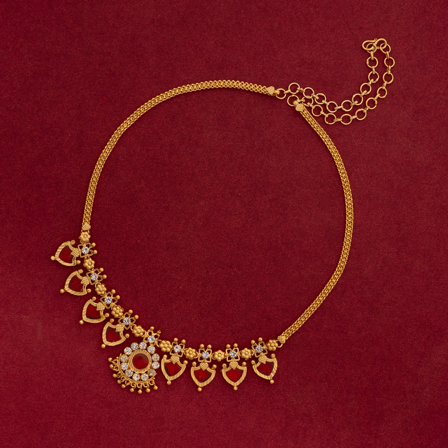 palakka mala four petels red color