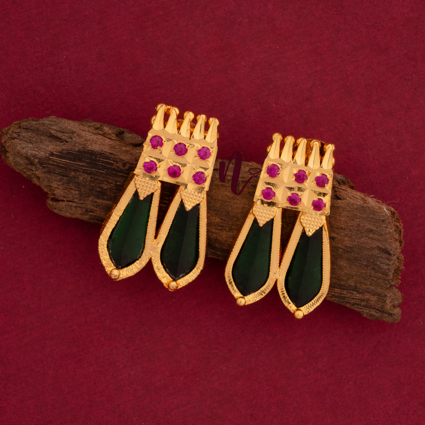 gold plated ear stud