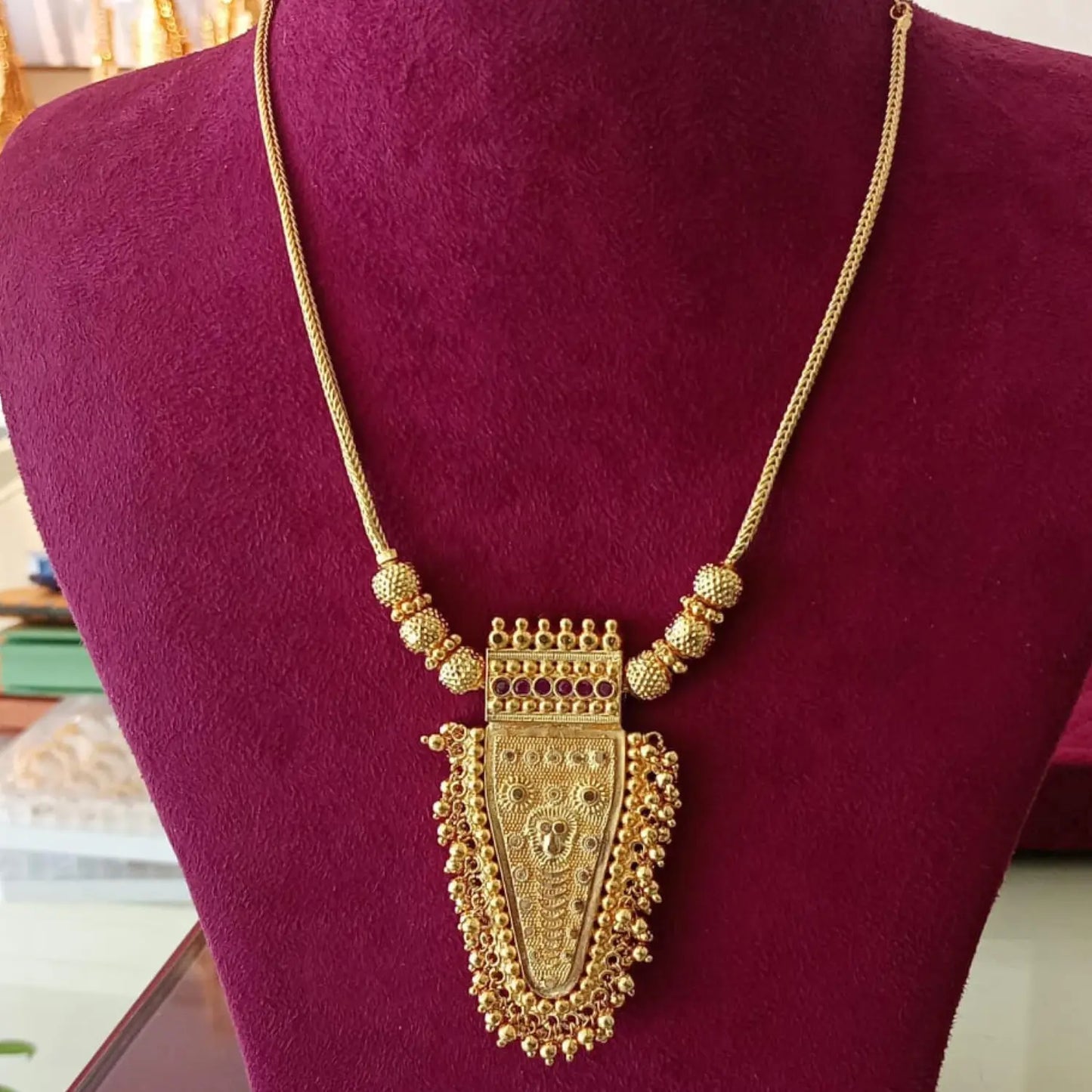 gold plated nettipattam chainpendent
