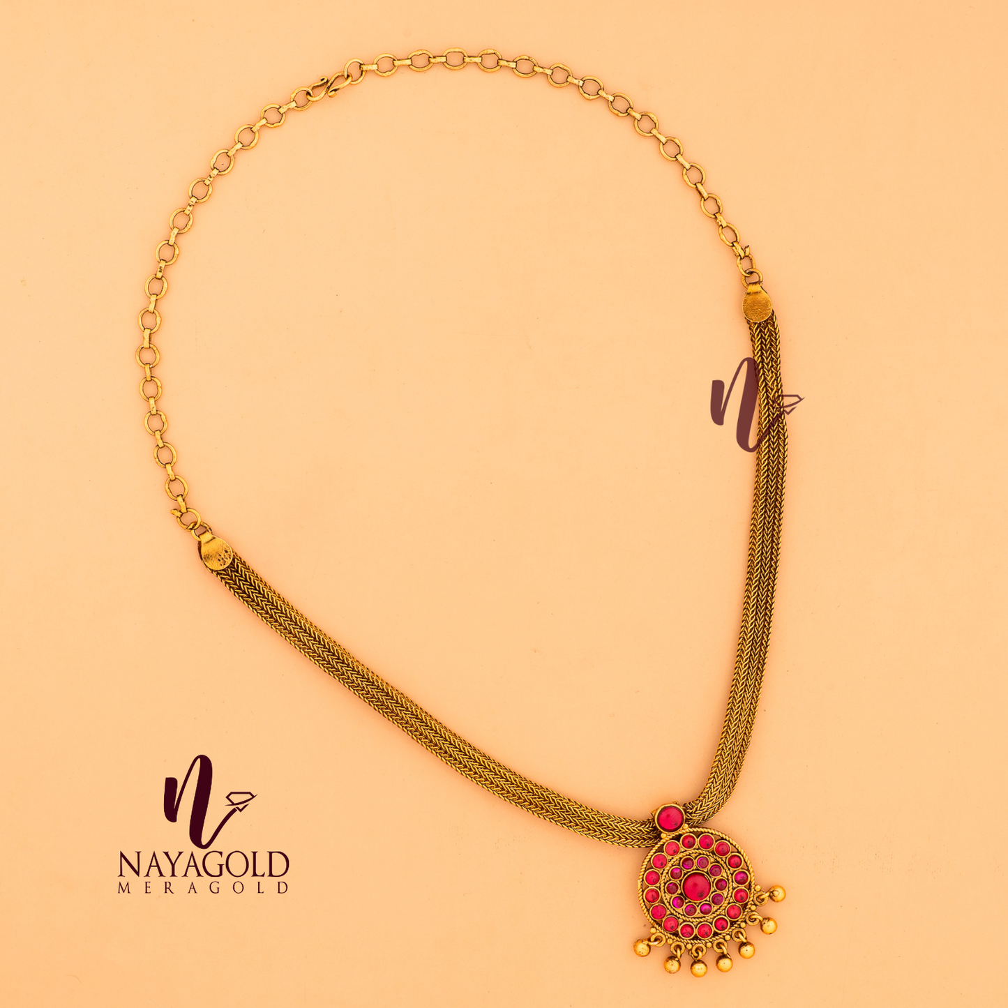 ANTIQUE ARYA ONE LOCKET