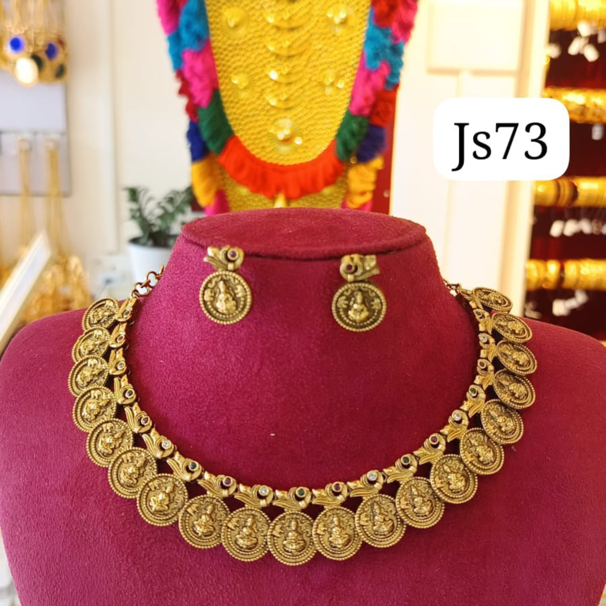 ANTIQUE LAKSHMI NECKLACE WITH STUD 