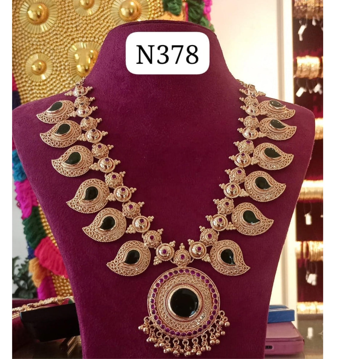 BIG MANGO NECKLACE GREEN 