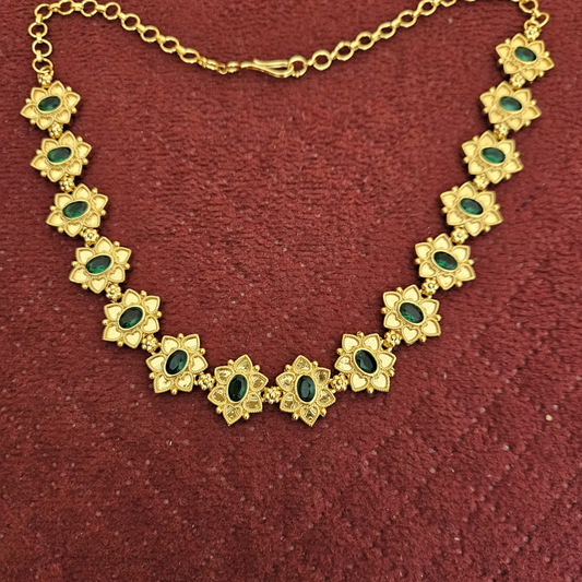 FLOWER NECKLACE