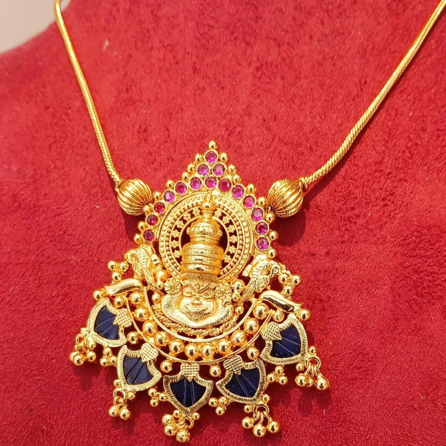 GOLD PLATED BLUE  PALAKKA KADHAKALLI PENDENT