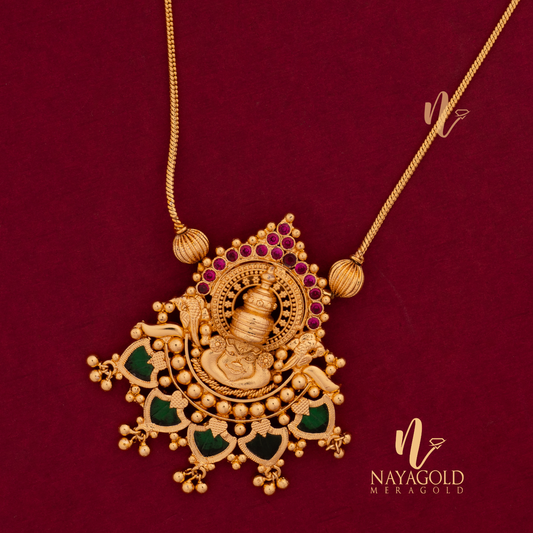 GOLD PLATED  GREEN COLOUR PALAKKA KATHAKALI  PENDENT