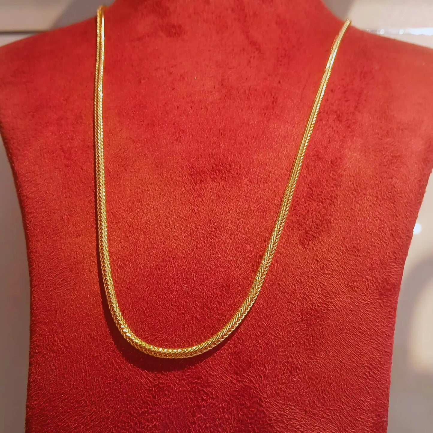 GOLD PLATED  KERALA CHAIN