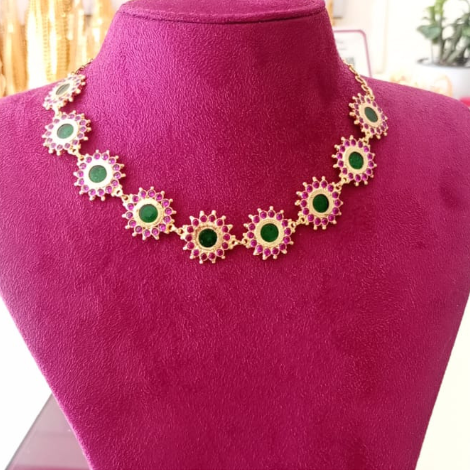 GOLD PLATED ROUND PALAKKA WITH PINK STONE CHOCKER