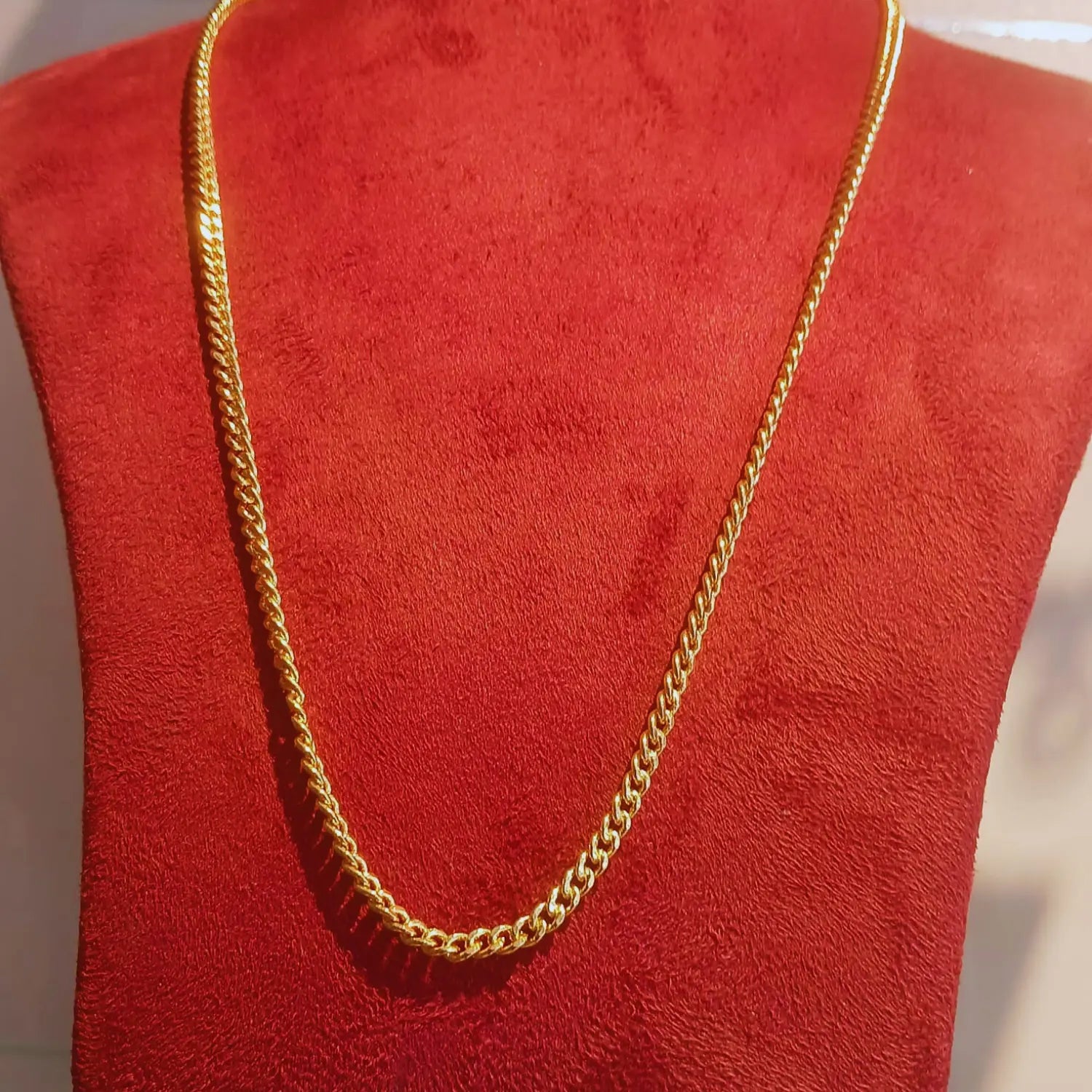 GOLD PLATED  THICK  CHANGALA CHAIN