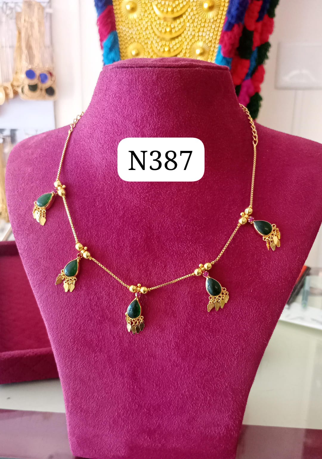 GOPI ELAKKATHALI NECKLACE 