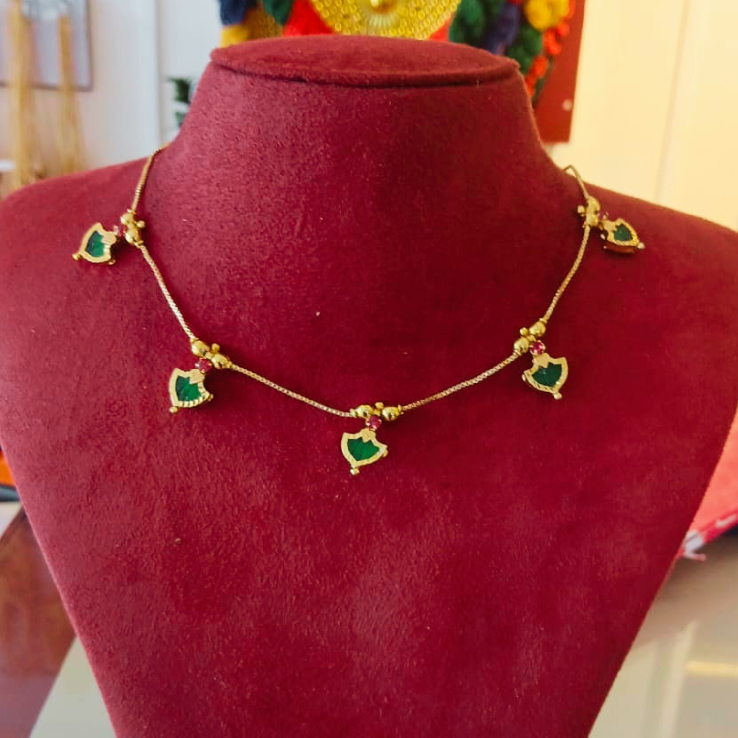 KERALA MODEL INVISIBLE ULLIBALL PALAKKA NECKLACE