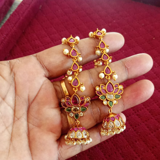 KERALA MODEL JUMUKA WITH EAR CHAIN