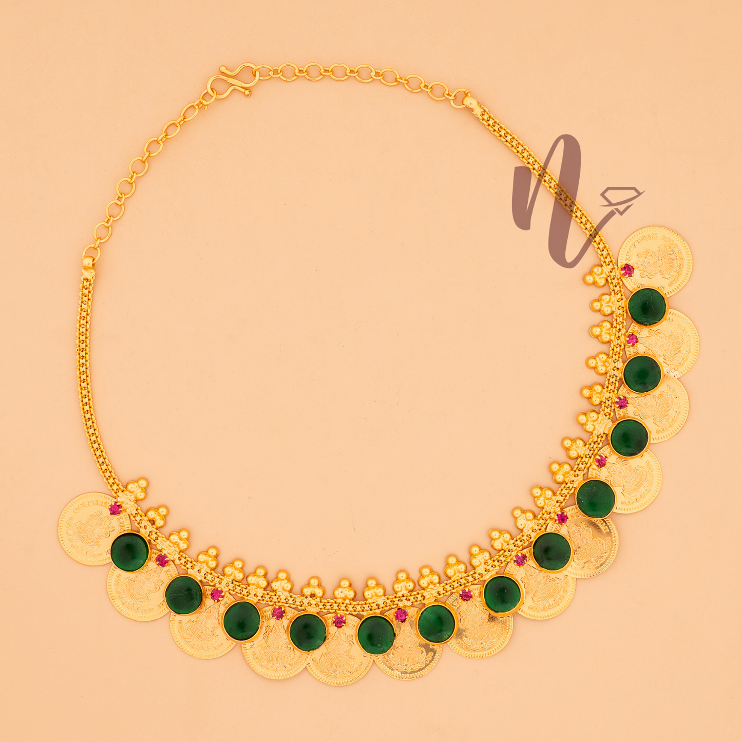 ROUND GREEN STONE WITH COIN NECKLACE N199