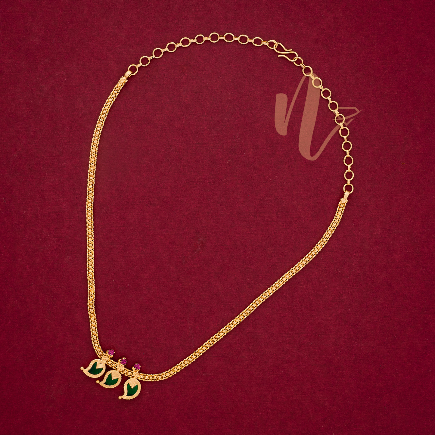 GOLD PLATED NECKLACE
