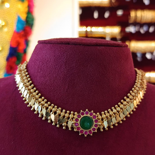 ELAKKATHLI NECKLACE WITH MIDDLE LOCKT  N367