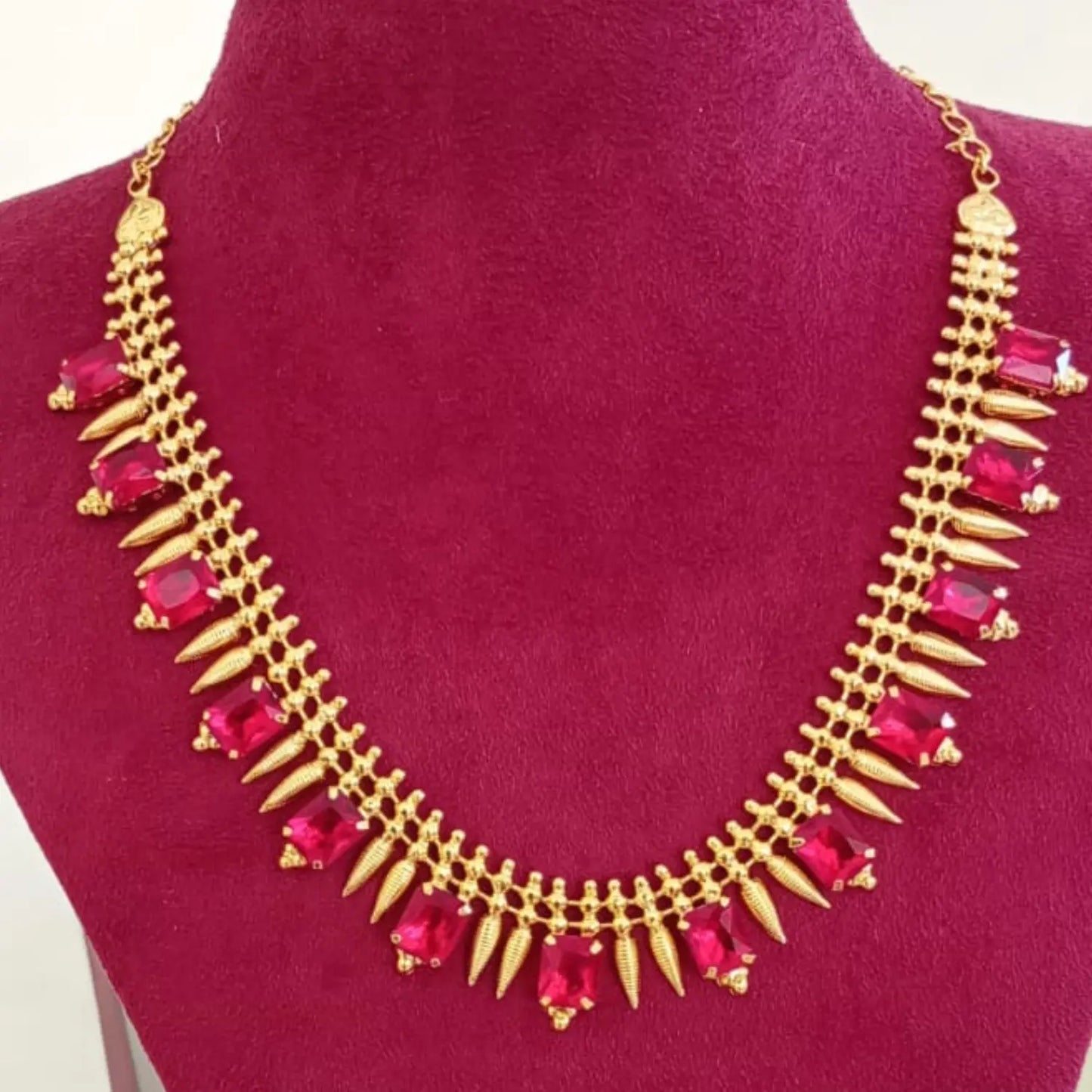 NECKLACE N98R NAYAGOLD MERAGOLD
