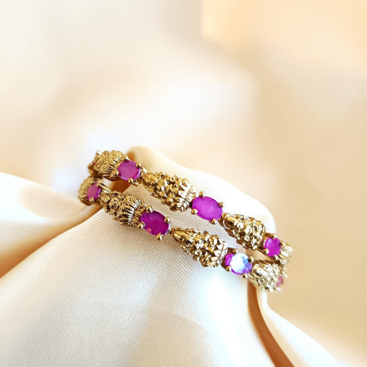 PINK STONE LAKSHMI  ANTIQUE BANGLE 