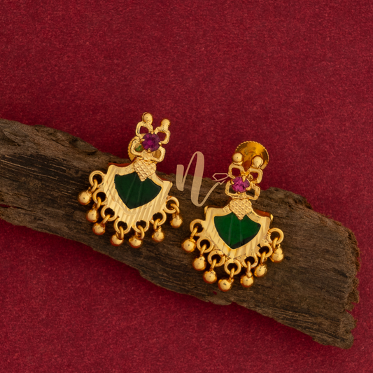 gold plated palakka stud