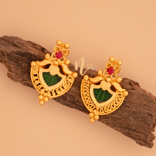 gold plated ear stud