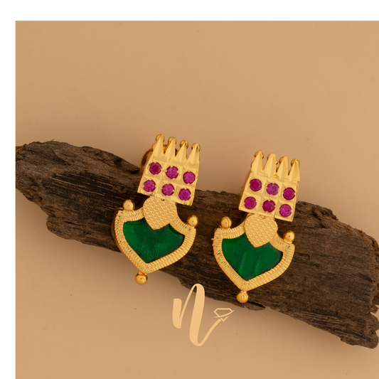 gold plated palakka stud