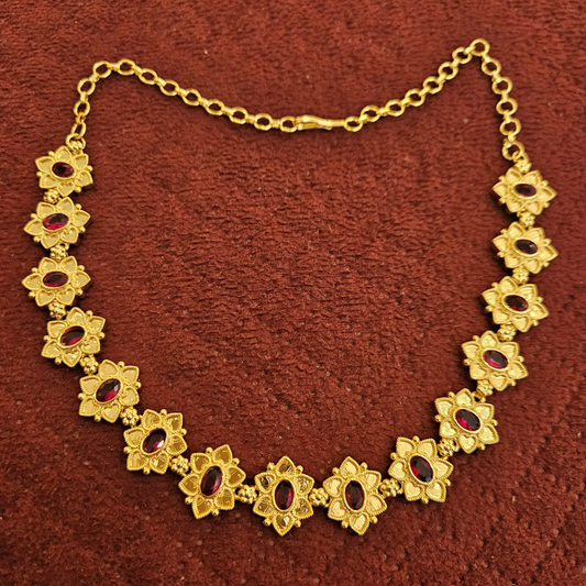 TRADITIONAL  FLOWER NECKLACE