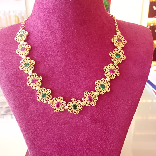 TRADITIONAL PINK AND GREEN STONE NECKLACE