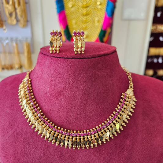 TRADITIONAL STONE ELAKKATHALI WITHS STUD