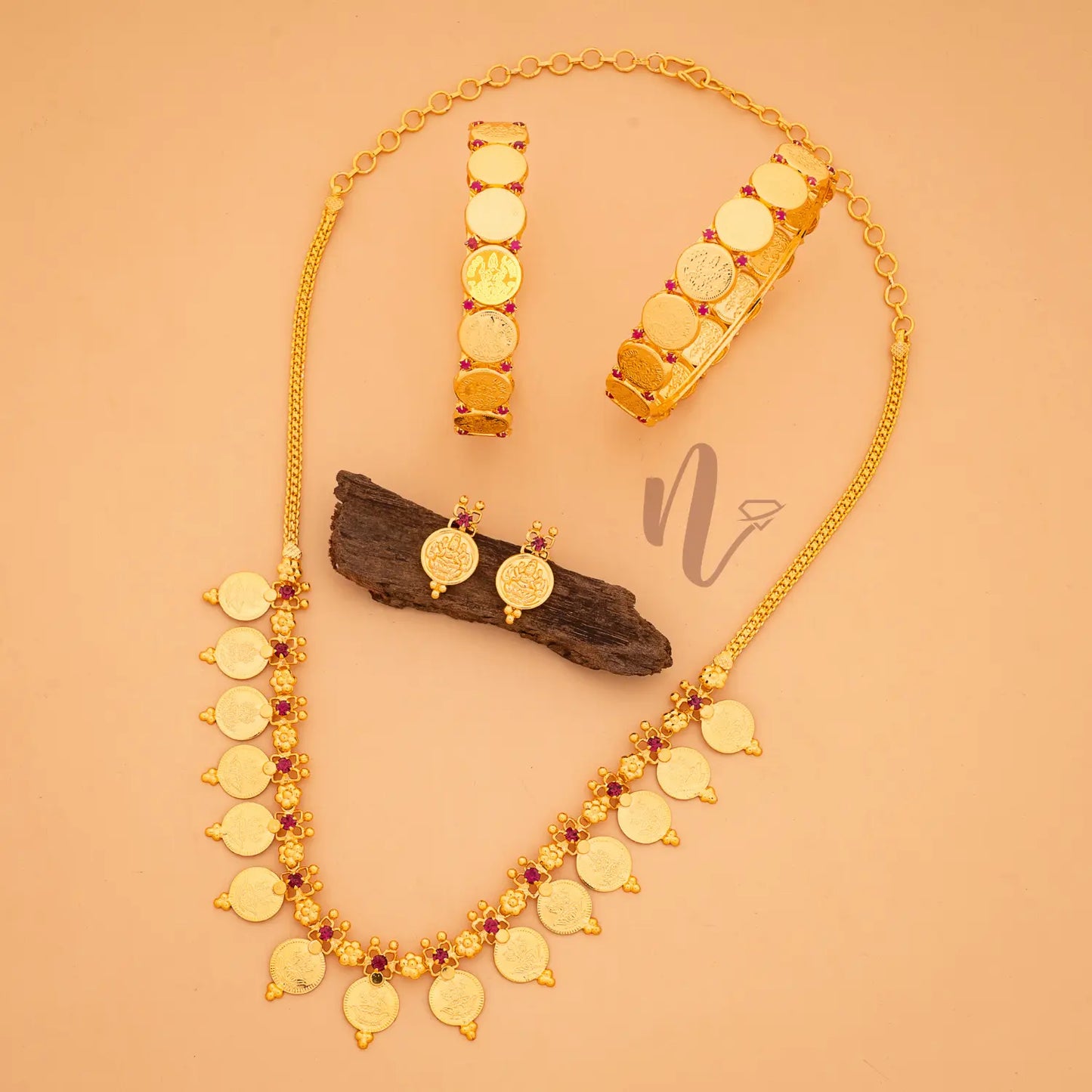 gold plated  kerala model jewellery set